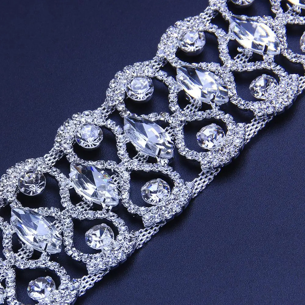 Statement Silver Color Big Crystal Stone Necklace Choker for Women INS Fashion Bling Rhinestone Bib Collar Necklace Jewelry 250519