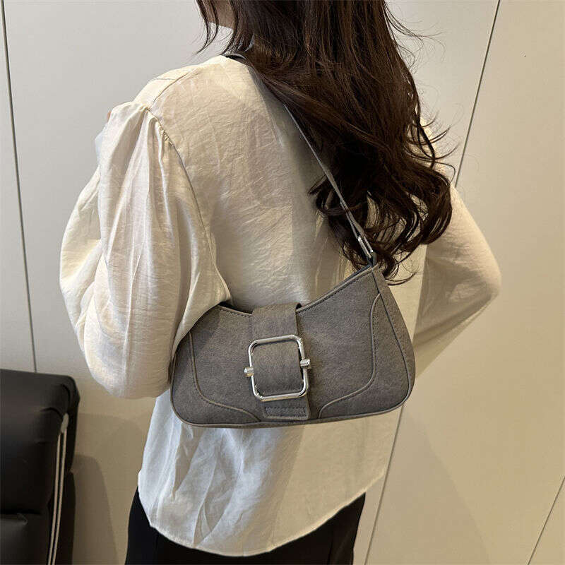 Niche Design Trending Baguette Underarm for Women 2025 New Spring Summer Fashion Versatile Shoulder Crossbody Bag