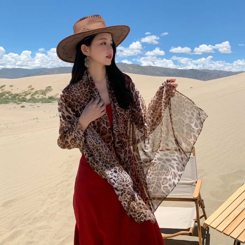 K826 Korean version of the new silk scarf women's summer seaside vacation sun protection shawl travel printed gauze chiffon beach towel scarf