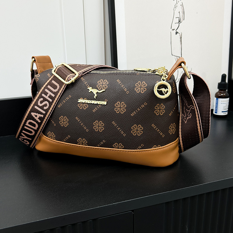 2025 New outdoor style luxury free delivery Designer Bag Leisure one shoulder bucket bag new personalized diagonal cross women's bag