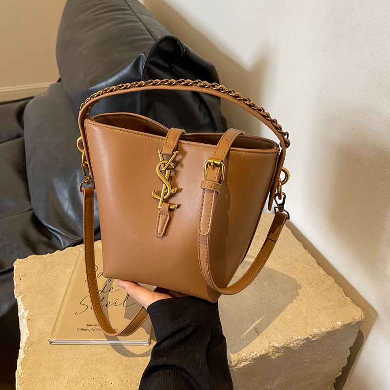 Free Shipping 2025 New Design Vintage Classic Show temperament Womens Crossbody bag Minimalist Style Large-capacity bucket bag Commuter bag