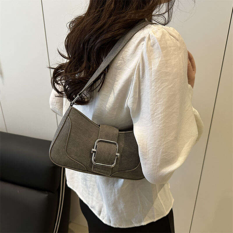 Niche Design Trending Baguette Underarm for Women 2025 New Spring Summer Fashion Versatile Shoulder Crossbody Bag