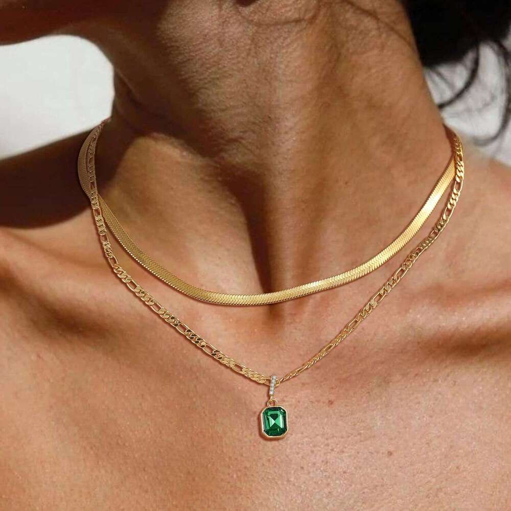 Women's gold gold-plated emerald pendant rectangular necklace, suitable for teenagers, layered necklace jewelry gift