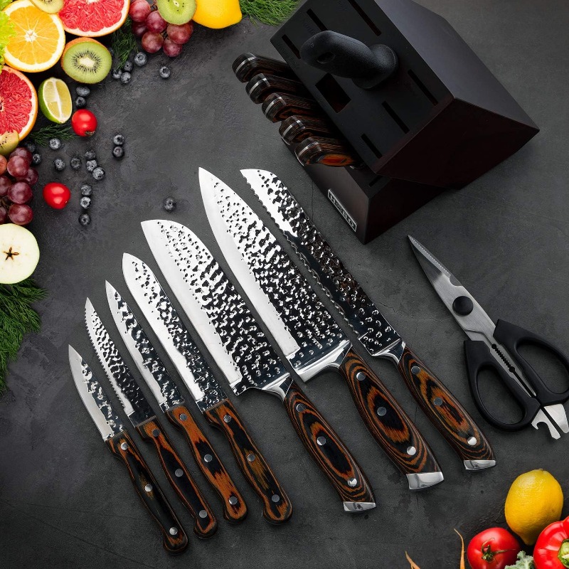 Automatic sharpening high-carbon stainless steel knife set of 15 pieces - includes wooden knife rack and steak knife