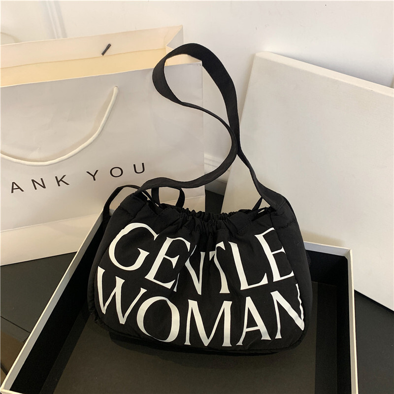 Best Seller Designer Bag 2025 New Outdoor Style Free Delivery Designer Gentle Woman Colorful Dumpling Bun Leisure Handheld Cloth Girl Fresh Shoulder B