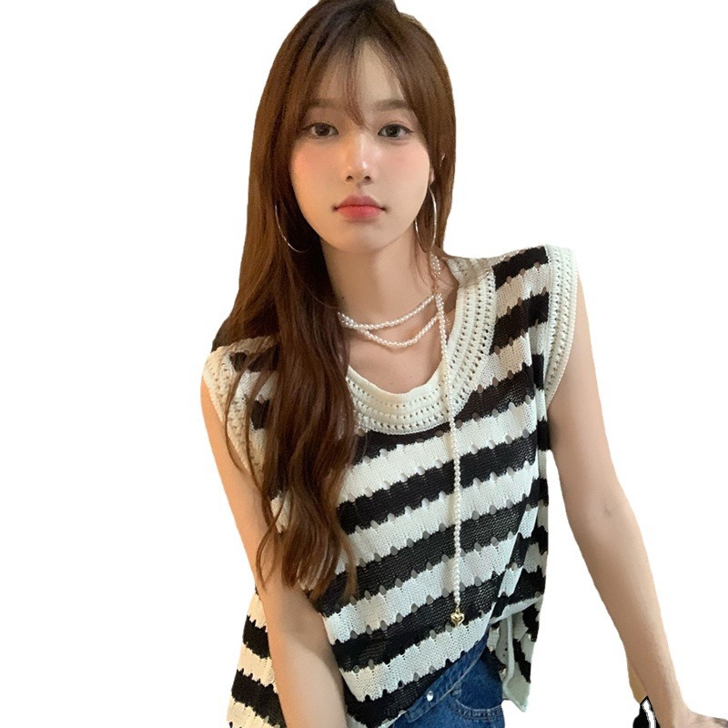 XL115 Retro hollow sleeveless sweater women's summer new style small vest