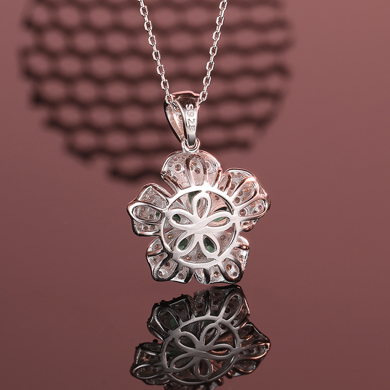 Fashionable 925 Sterling Silver Floral Necklace with Green Gemstone Pendant, Unique and Elegant Design for Women, Trendy and Versatile