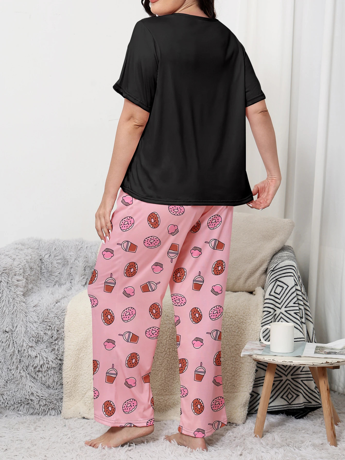 Plus size pajama set can be worn for both home and casual wear Casual made of milk silk material short sleeved long pants 250513Z