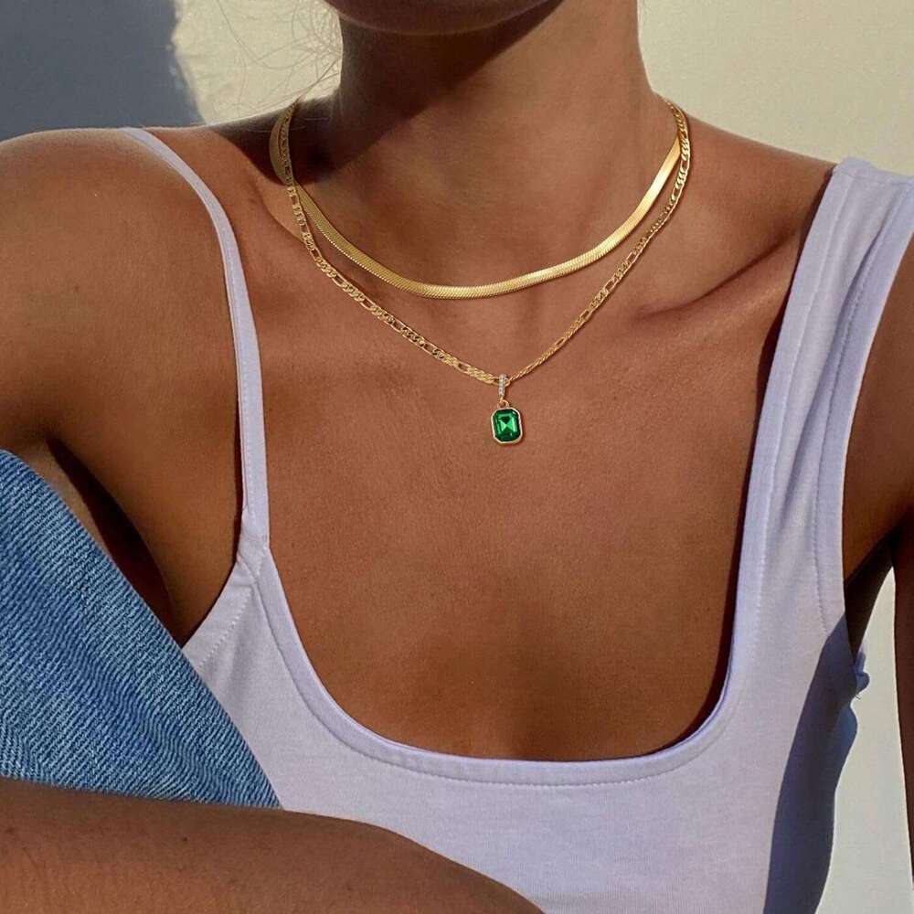 Women's gold gold-plated emerald pendant rectangular necklace, suitable for teenagers, layered necklace jewelry gift