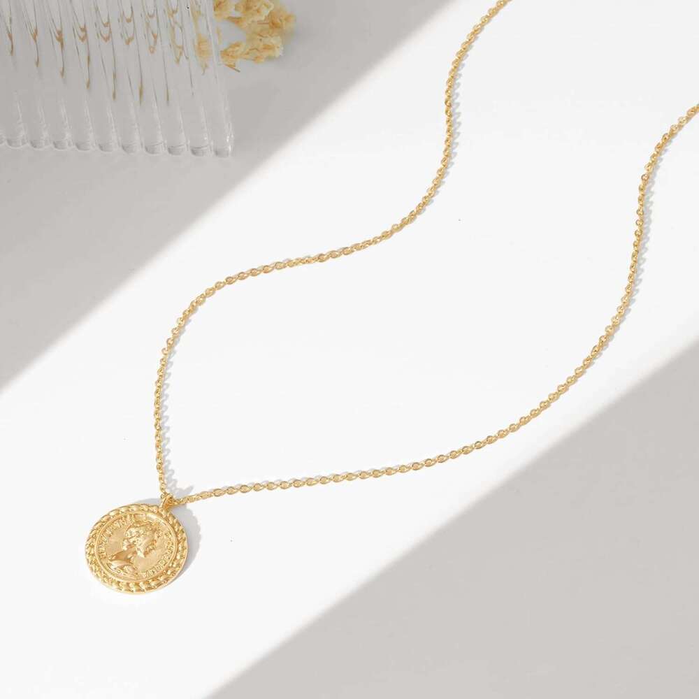 Coin necklace, gold-plated texture medal, coin pendant, round disc, exquisite necklace for women
