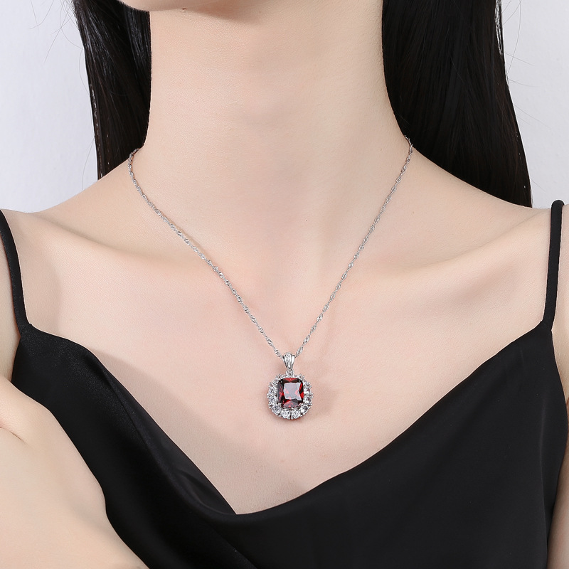 925 Sterling Silver Necklace with Red and Green Nano Gemstone Pendant, Full Diamond Inlaid Luxury Wedding Jewelry for Women