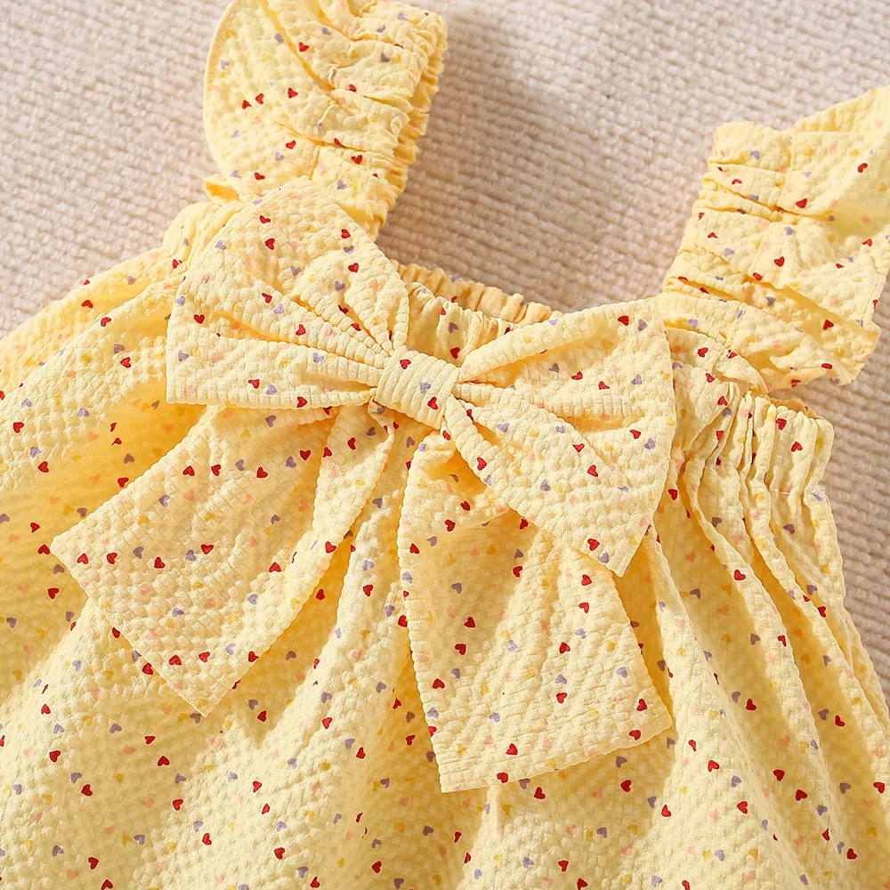 Summer TwoPiece Set For Baby Girls With Halter Bow Small Flying Sleeve Love Polka Dot Printed Pleated Shorts Light Casual S 250517z