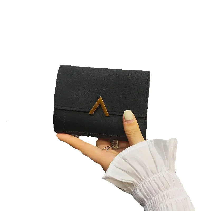2025 New Outdoor Style Luxury Free Delivery Designer Bag V Fashionable Short Korean Cute And Fresh Women's Color Blocked Three Fold Wallet