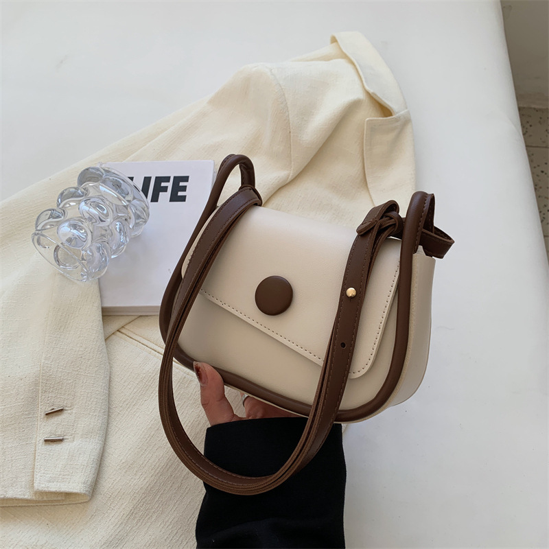 trend New fashionable casual cross body women's niche shoulder bag designer daily commuting fashionable cross body bag handbag