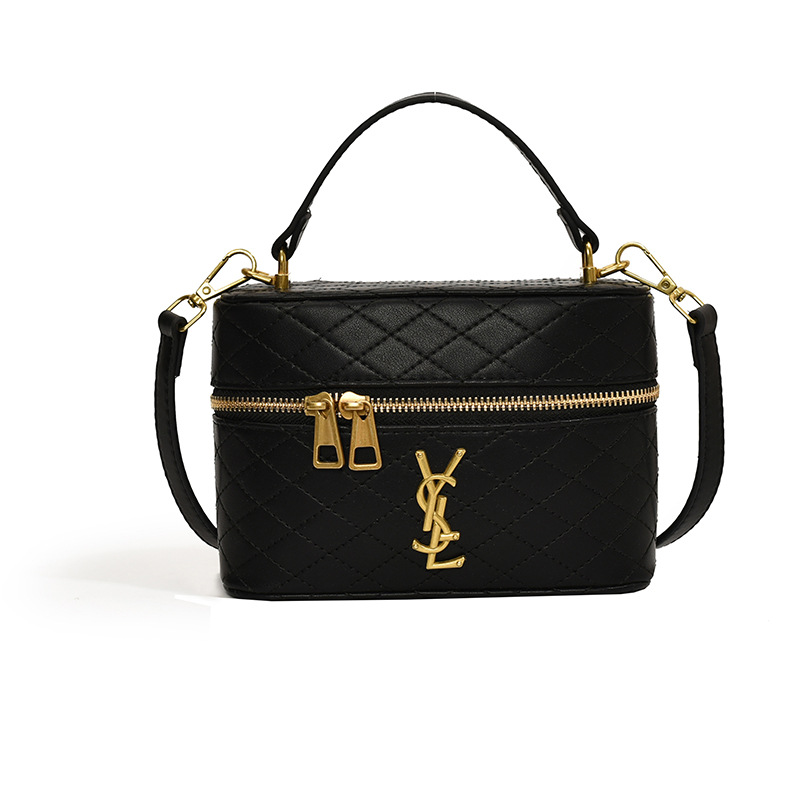 new European and American fashion small square shoulder bags for women saddle bags Chanel style sheepskin chain messenger bags horn shaped