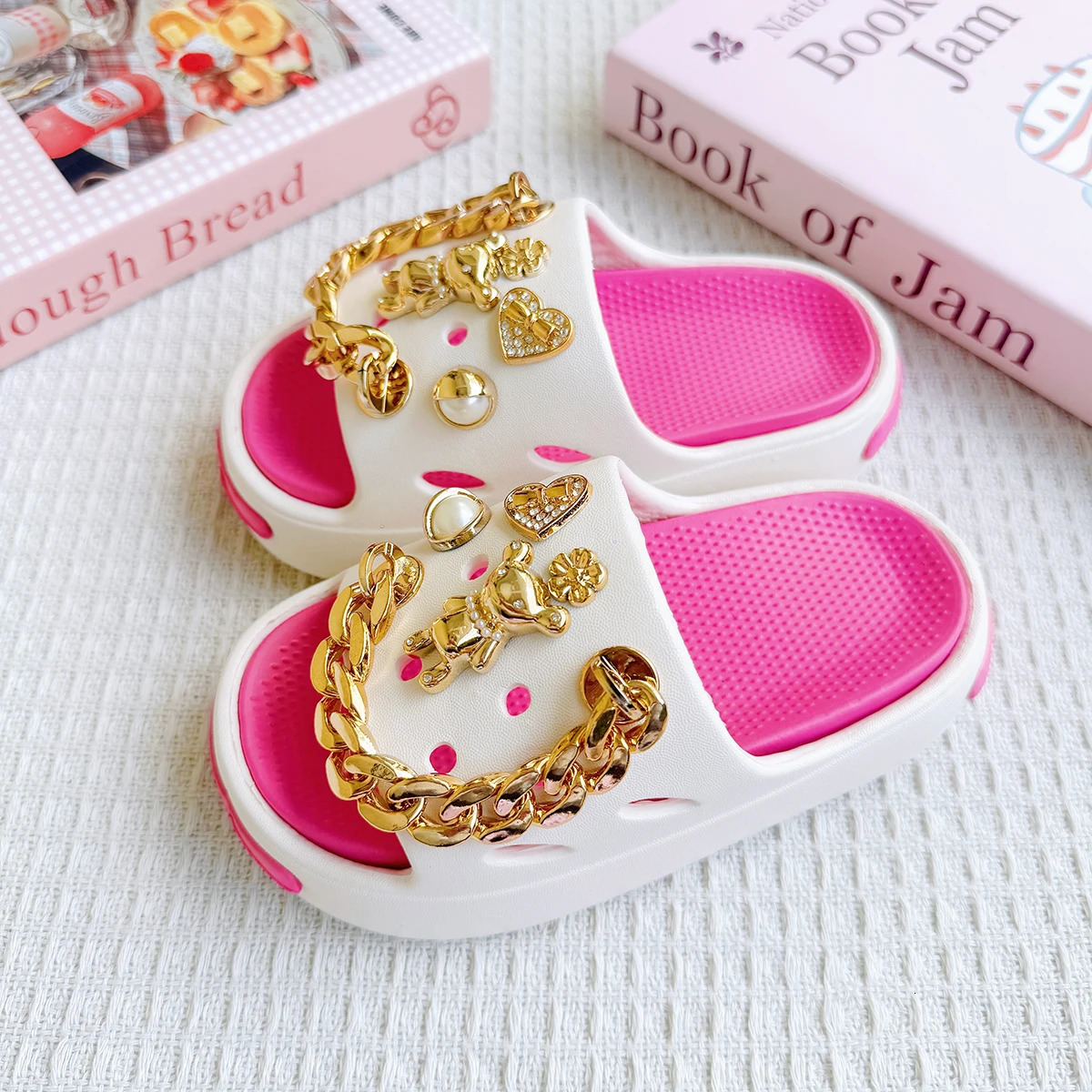 Cartoon Golden Bear Versatile Girls Eva Slippers Fashionable Double Soft-Soled Non-Slip Sandals 831 250522