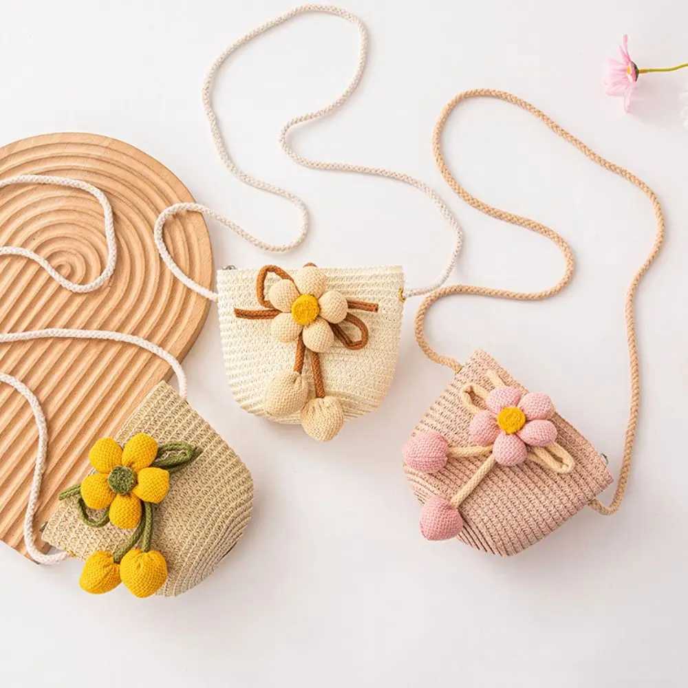 Cute Flower Straw Bag Mini Handmade Summer Beach Shoulder Bag Colorful Zipper Kids Coin Purse W250524