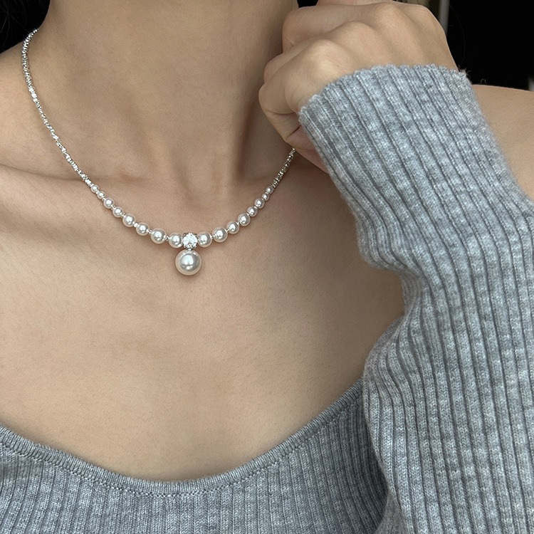 Chic Womens Gypsy-Inspired Beaded Necklaces Intricate Pearl Stardust Charm Accessory