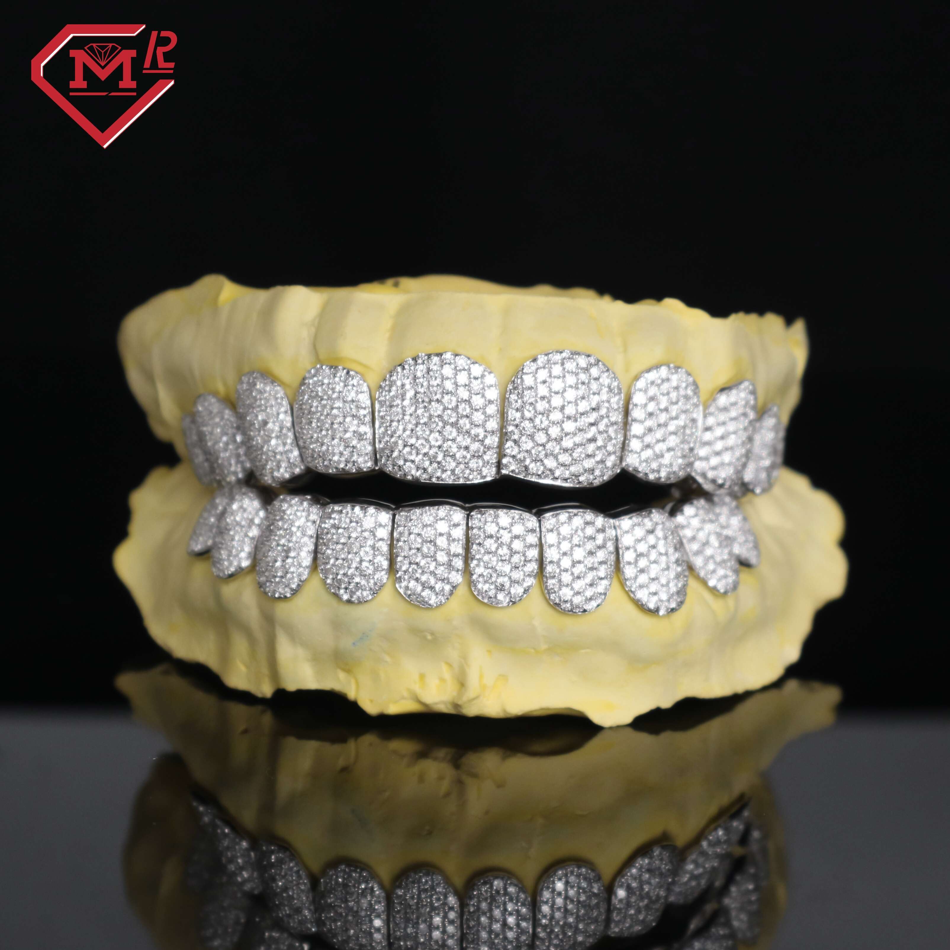 Super Sparkling Grillz Teeth Sterling Silver 925 Custom Hiphop Vvs Iced Out Moissanite Grillz
