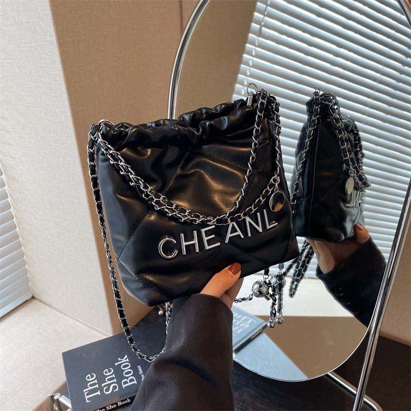 Top Quality Designer Bag Lady Shoulder Bags Summer Beach Bag Purses And Handbags Designer Leather Shoulder Crossbody Bags For Women Fashion Underarm b