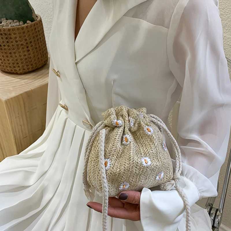 Straw Weave Bucket Bags Rattan Women Summer Beach Shoulder Bags Handbags Totes Casual Handbags Retro Mini Shoulder Messenger Bag W250524