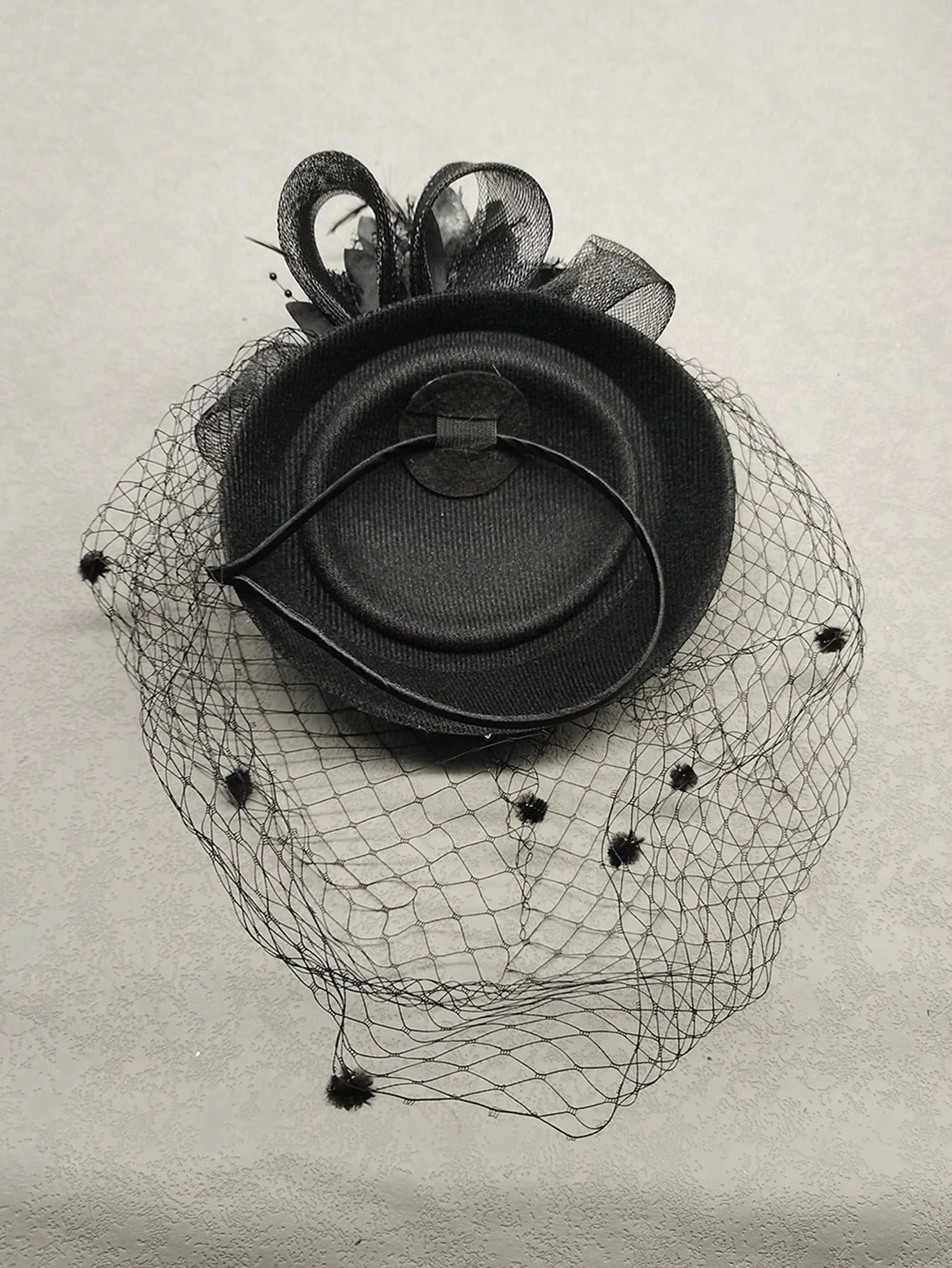 1 Pc Fascinators Hat Feather Headband Womens Fascinators Tea Party Headwear With Clip Derby Hat For Girls And Women 250520