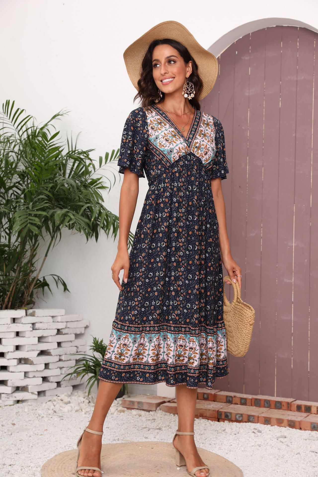 Spring/Summer New Womens V-neck Short Sleeve Dress Printed Mid length Dress