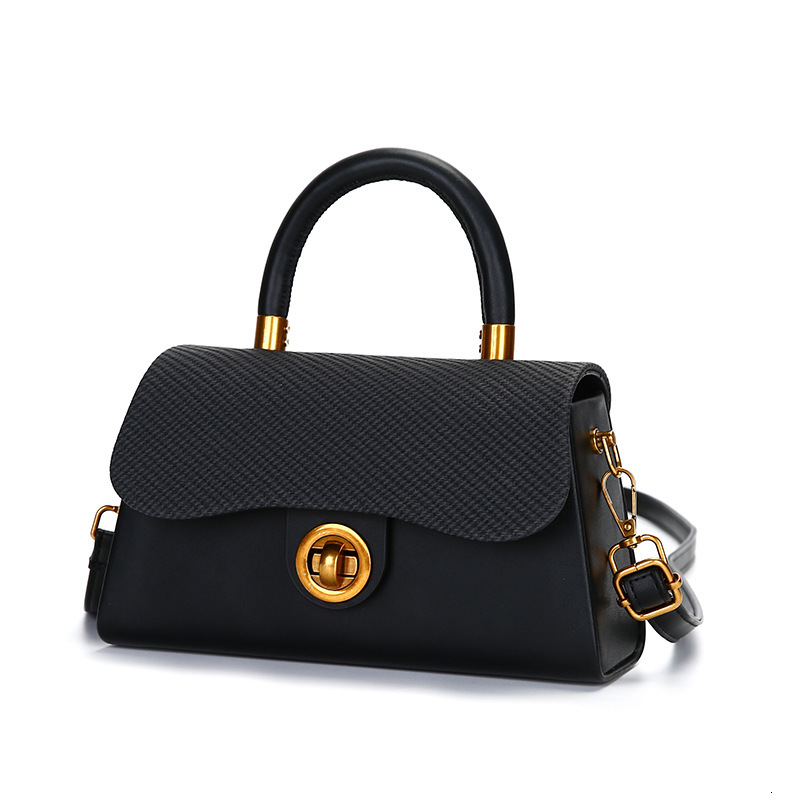 High quality brand high-quality new free designer bag crossbody bag high-end fashionable Western style commuting hand-held small square bag new free d