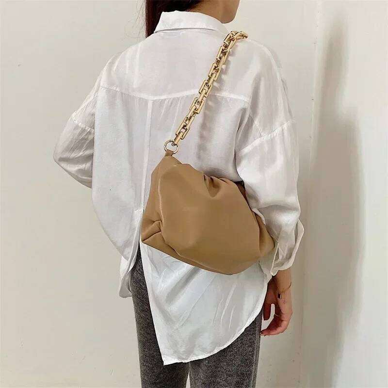 Women's Bags Designer New Handheld Shoulder Bag With Thick Chain And Wrinkled Cloud Pattern Crossbody Bags For Women Designer Handbag