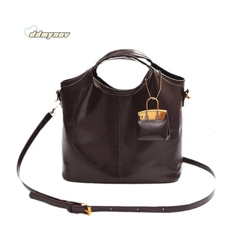 High End Fashion Commuting Handbag, Women's 2025 New Korean Version Bucket Bag, Casual Shoulder Diagonal Cross Bag ddmynov