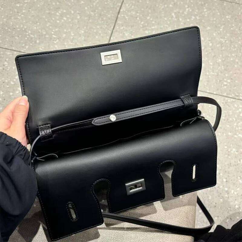 Women's Bags Designer High-End Small Wing Bag Brand Designer New Gold Lock Clutch Retro Genuine Leather Motorcycle Fashion Shoulde Crossbody Ba