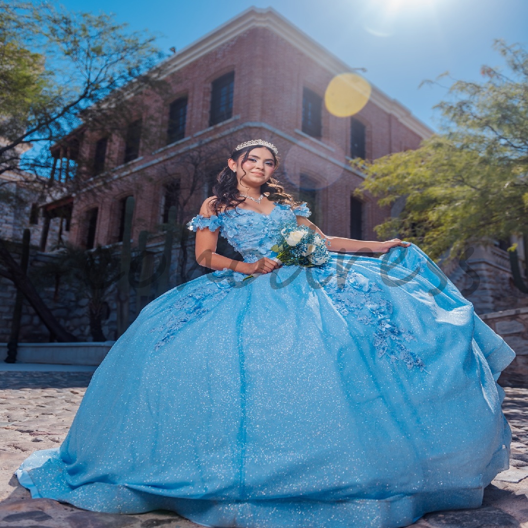Sparkle Blue Quinceanera Dresses With Flowers Beaded Ball Gown Vestidos De 15 Quinceaneras Dress Xv Debutante Beaded Sweet 16 Dress Luxury Masquerade 