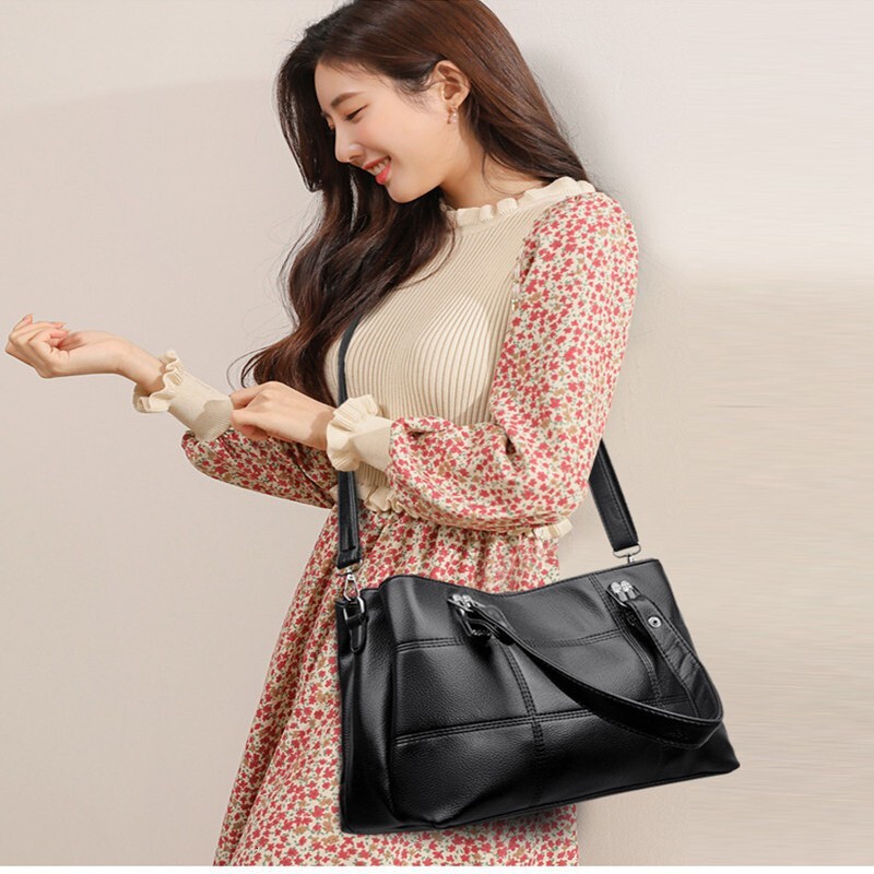 Free Shipping Designer Bag Women's Handbag 2025 New Simple And Fashionable Shoulder Multi-layer Large Capacity Bag Women's Hand-held Crossbo