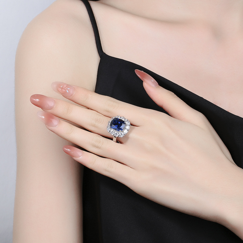 Vintage Emerald Cut Green Halo Ring for Women, 925 Sterling Silver Simulated Diamond Statement Jewelry for Party or Engagement Gift