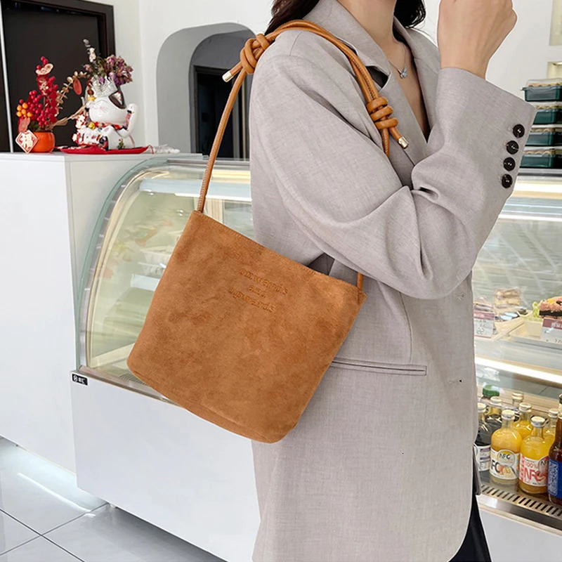 Large Capacity Womens Suede Handbag with Letter Pattern Magnetic Buckle Velvet PU Underarm Bag Retro Korean Style 250526