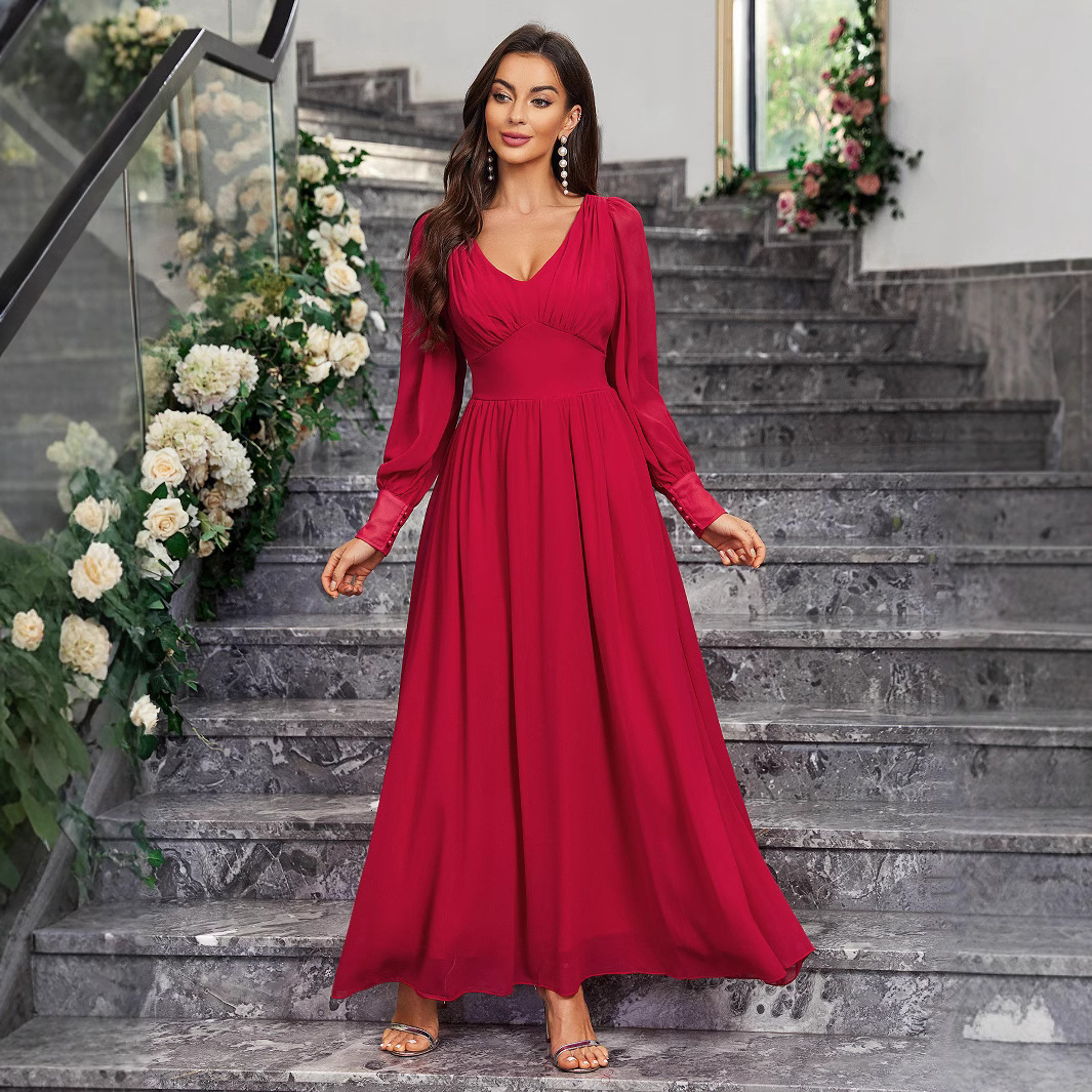 QQH Fashion 2025 French Luxury Style Chiffon Dress with ruffle edge splicing and waist cinching long skirt