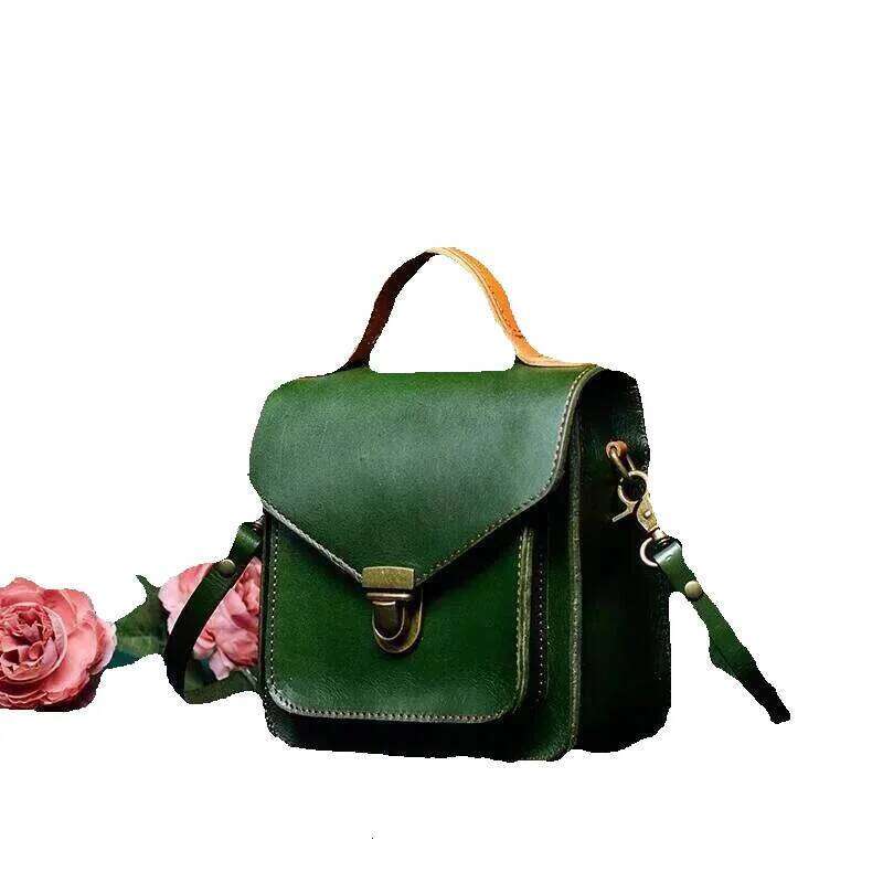 Designer Luxury Designer Luxury Designer Luxury Messenger Handmade First Layer Cowhide Small Soft Leather Mobile Phone One Shoulder Messenger Female B