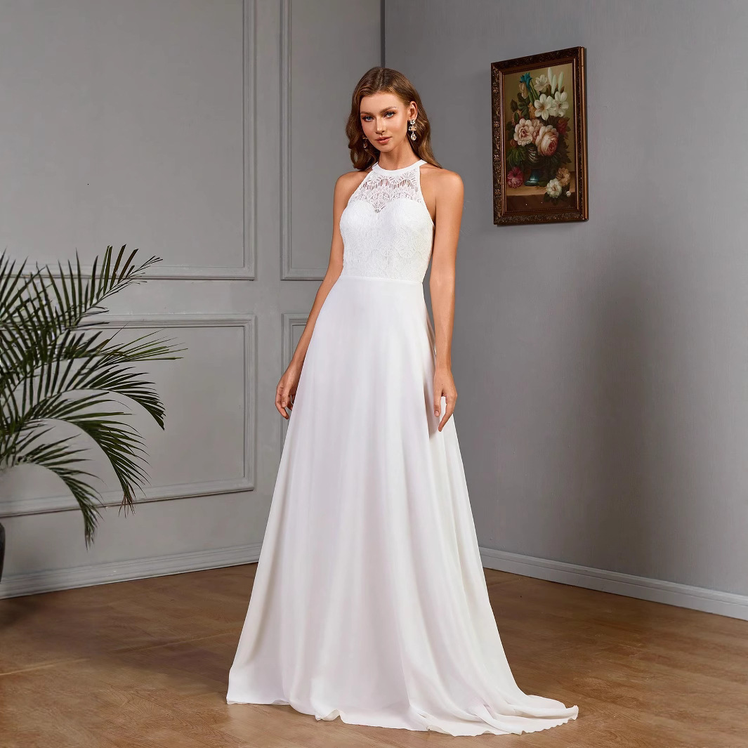 Fashionable neck hanging embroidered slit dress with slim fit and ground falling fish tail temperament evening gown