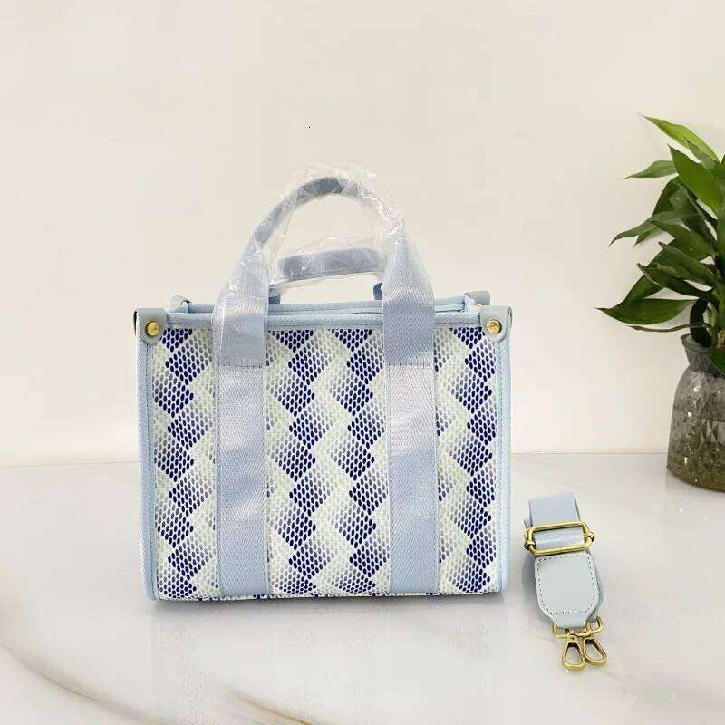 Designer Bag Spring Summer Flower Tray Special High End Impression Handbill Shoulder Bag For Women