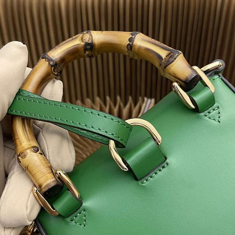 Genuine Leather Designer Large Capacity Retro Simple Style Women Brand Shoulder Bag bag