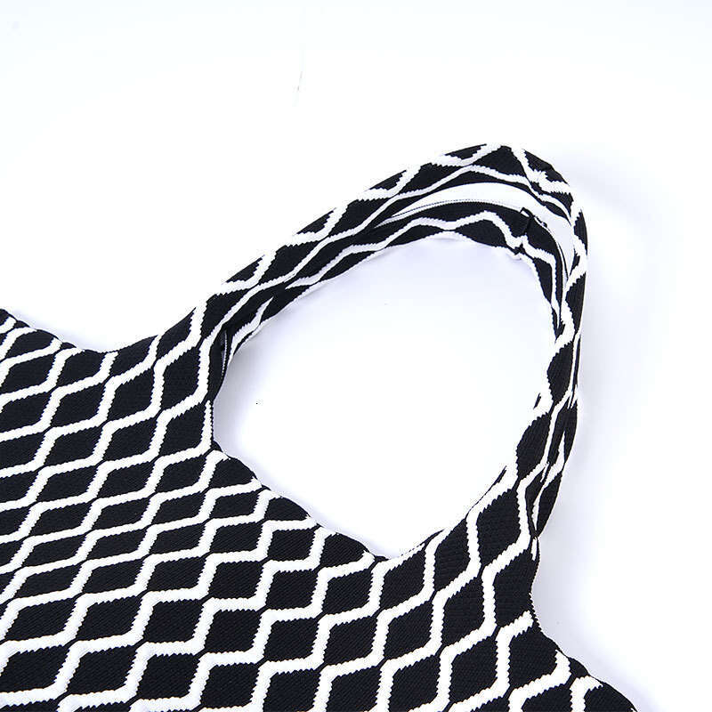 Women's Bags Designer New Large Capacity Women's Knitted Niche Plaid Shoulder Bag Versatile Commuter Handbag