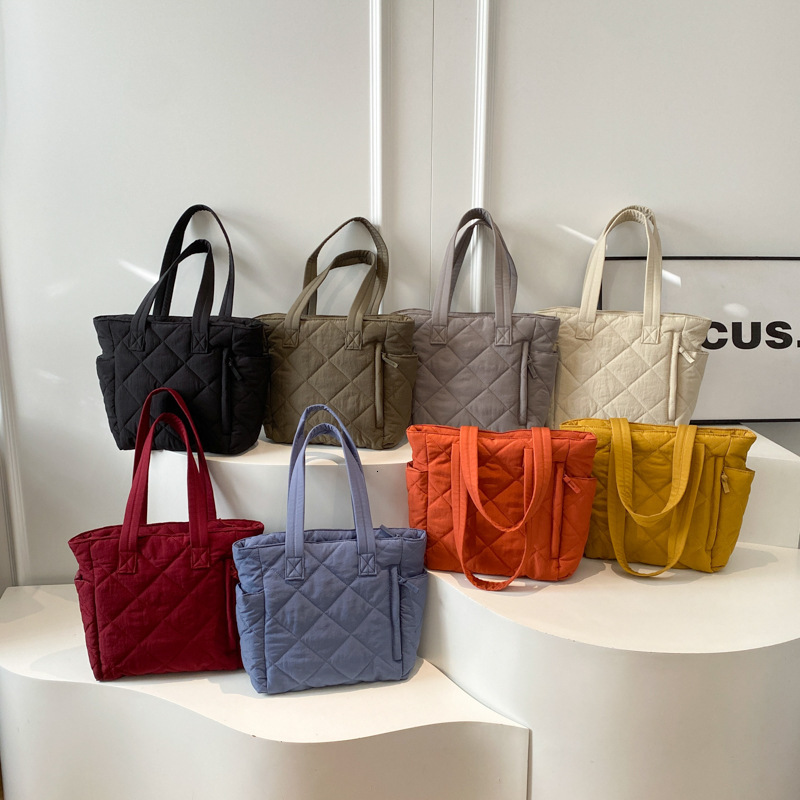 Fashionable large capacity handbag, fashionable women's bag, fashionable casual Korean version shoulder bag, designer handbag