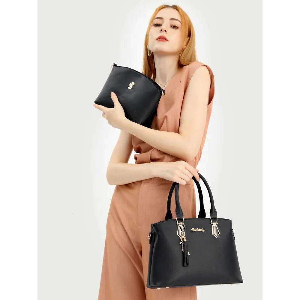 Women's Bags Designer New Fashionable High End Texture Single Shoulder Oblique Cross European And American Handheld Women's Bag