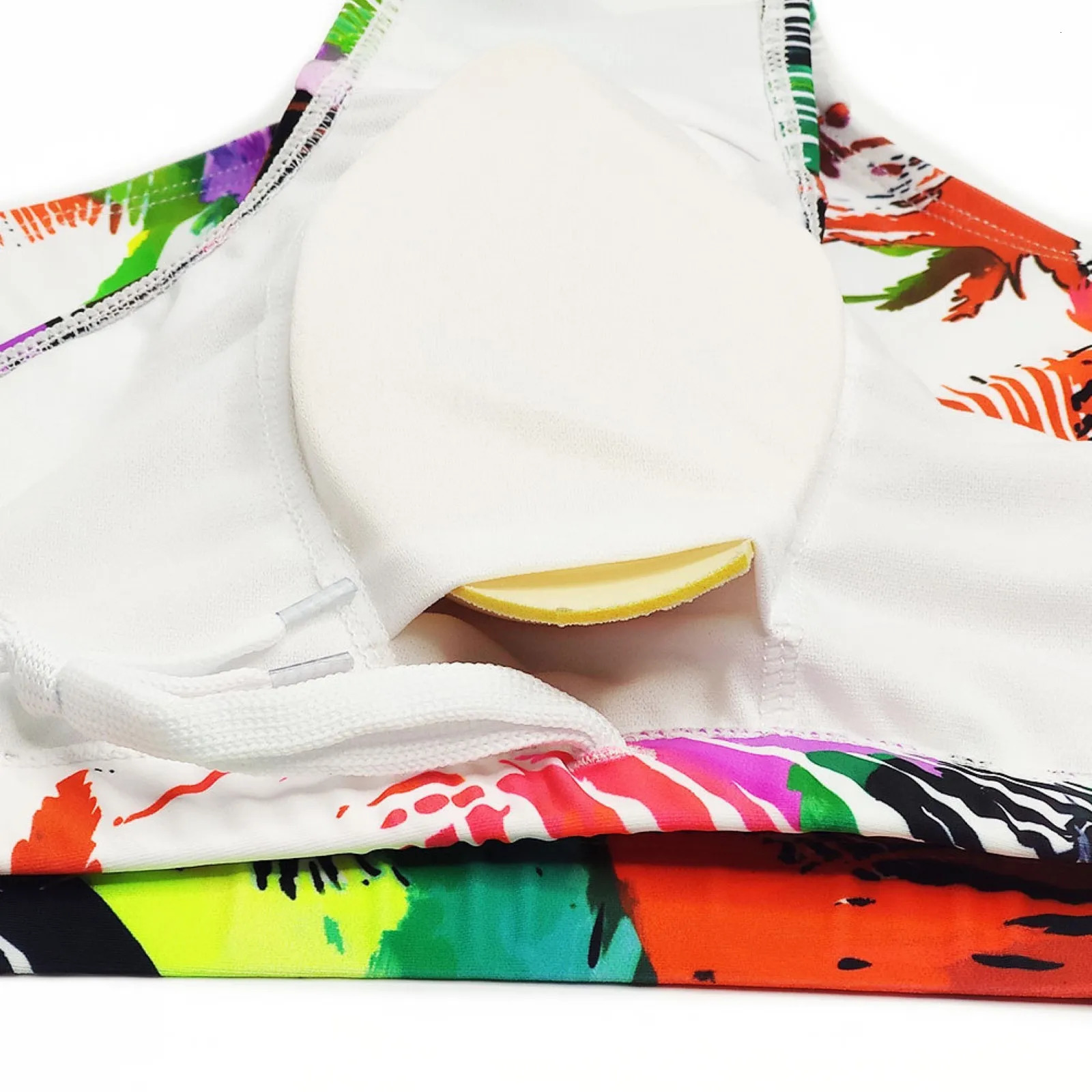 Mens Swim Briefs Male Summer Cool Sports Color Fit Beach Shorts Triangle Fashion Sexy Swimming Trunks Pineapple Z260312