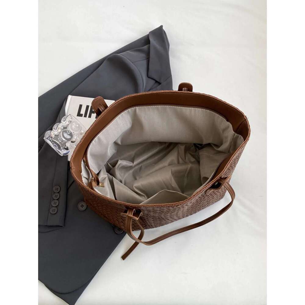 The minimalist elegant PU splicing large capacity handbag is for women stylish and durable design suitable forDH bag