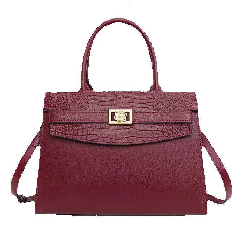 Designer Luxury Designer Luxury New Women's Handbag 2024 Fashion Trend Cowhide Square Simple And Elegant One Shoulder Crossbody Bag