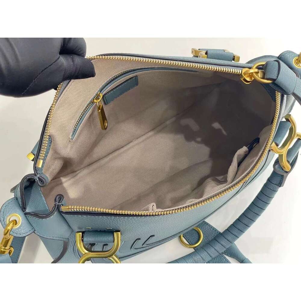 New Classic Cowhide Handbag Tote Diagonal Cross Soft Large Space Versatile Fashionable Women s Bag bag