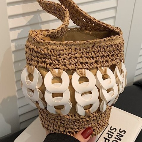 2025 New Handheld Crochet Copper Coin Buckle Bucket Personality Trendy Versatile Straw Bag