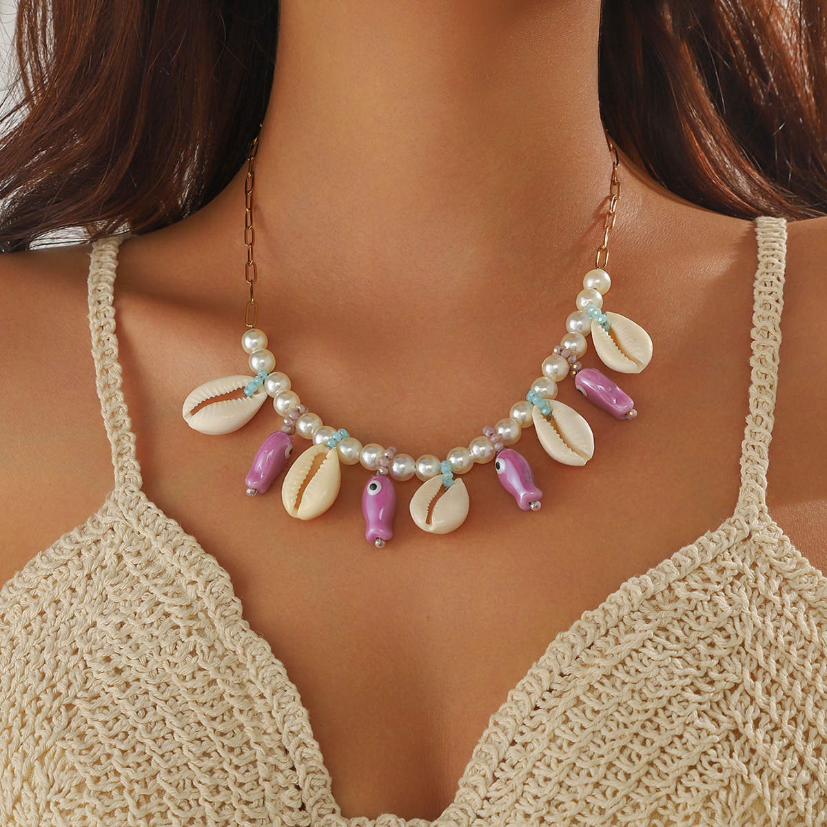 stainless steel necklace, new women's light design, shell collarbone chain,