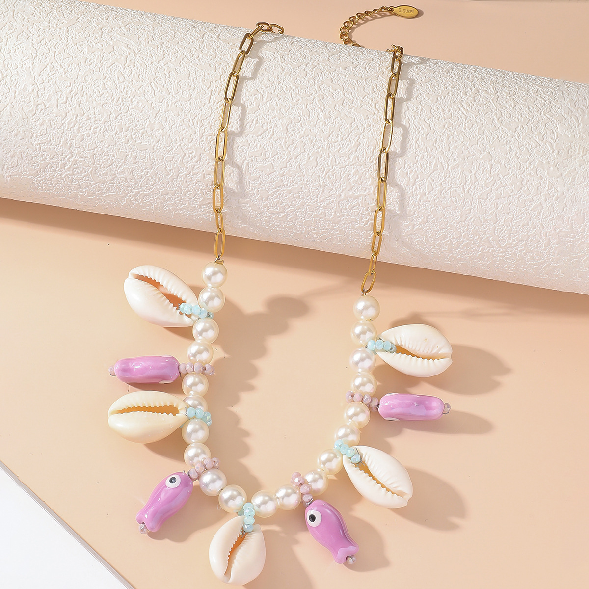 stainless steel necklace, new women's light design, shell collarbone chain,